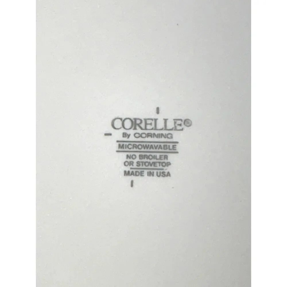 Vintage Corelle by Corning plin ivory (antique white) set of 4 dinner plates